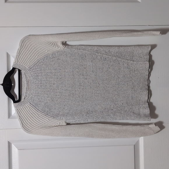 LOFT Sweaters - Loft Gray and Cream Sweater